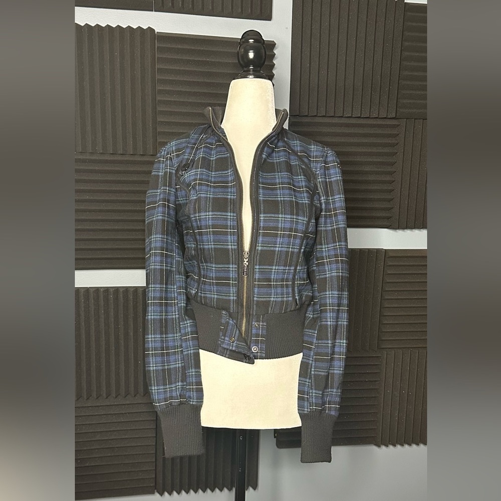 Guess Vintage Plaid Cropped Jacket